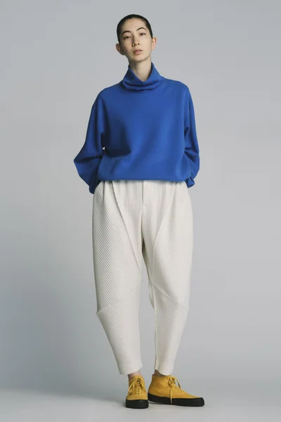 Look 10